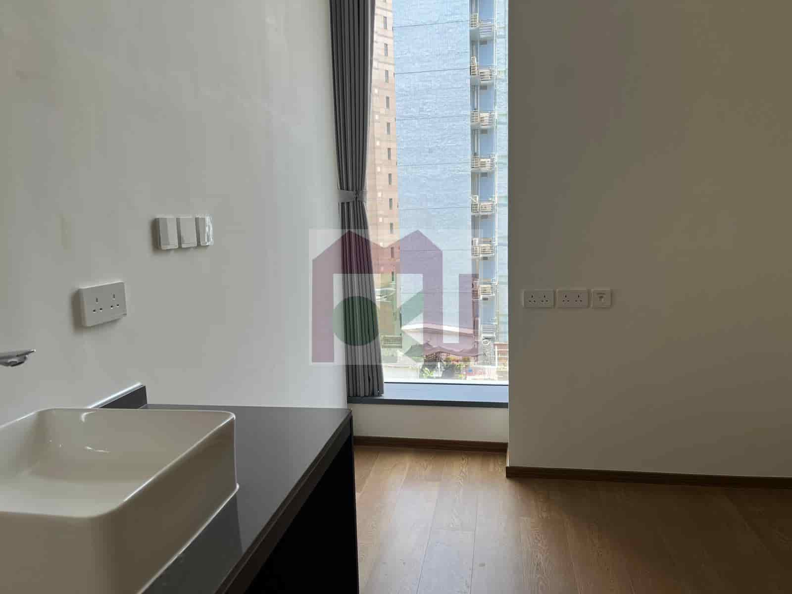 MW One building or unit photo